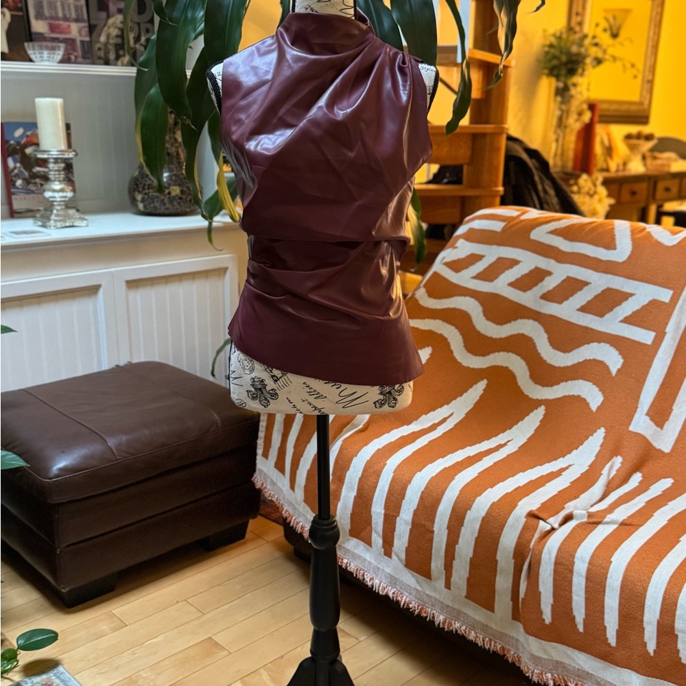 Elegant Burgundy Sleeveless Top